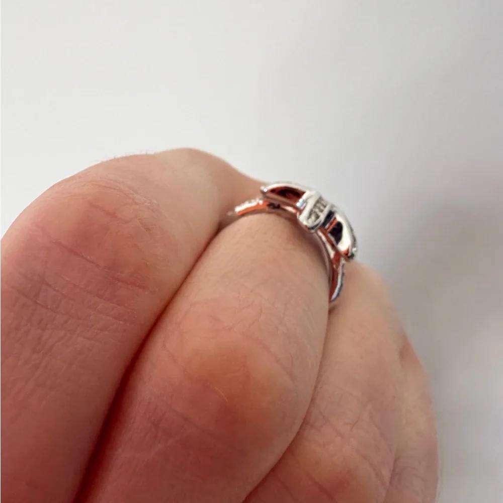 Lia Sophia Silver Starfish Crystal Ring - Picture 4 of 5